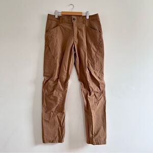 Patagonia Men's Tan Cargo Pants - Lightweight Utility